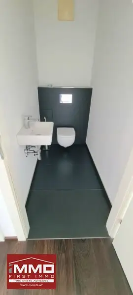PENTHOUSE IM ZENTRUM VON KORNEUBURG MIT EINZIGARTIGER DACHTERRASSE UND 2 KFZ-STELLPLÄTZEN