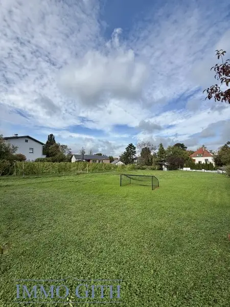 SONNE, WEIN & WEITBLICK – 735 m² BAUGRUNDSTÜCK DIREKT AM WEINGARTEN IN KLOSTERNEUBURG ZU KAUFEN!