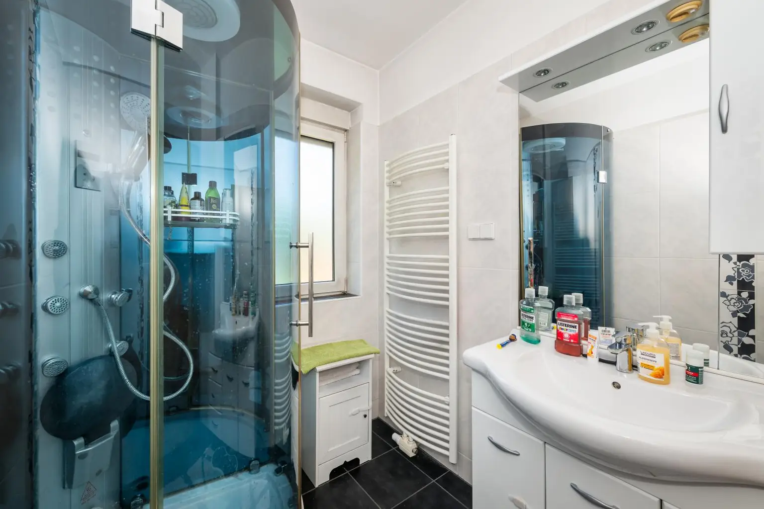 Badezimmer EG