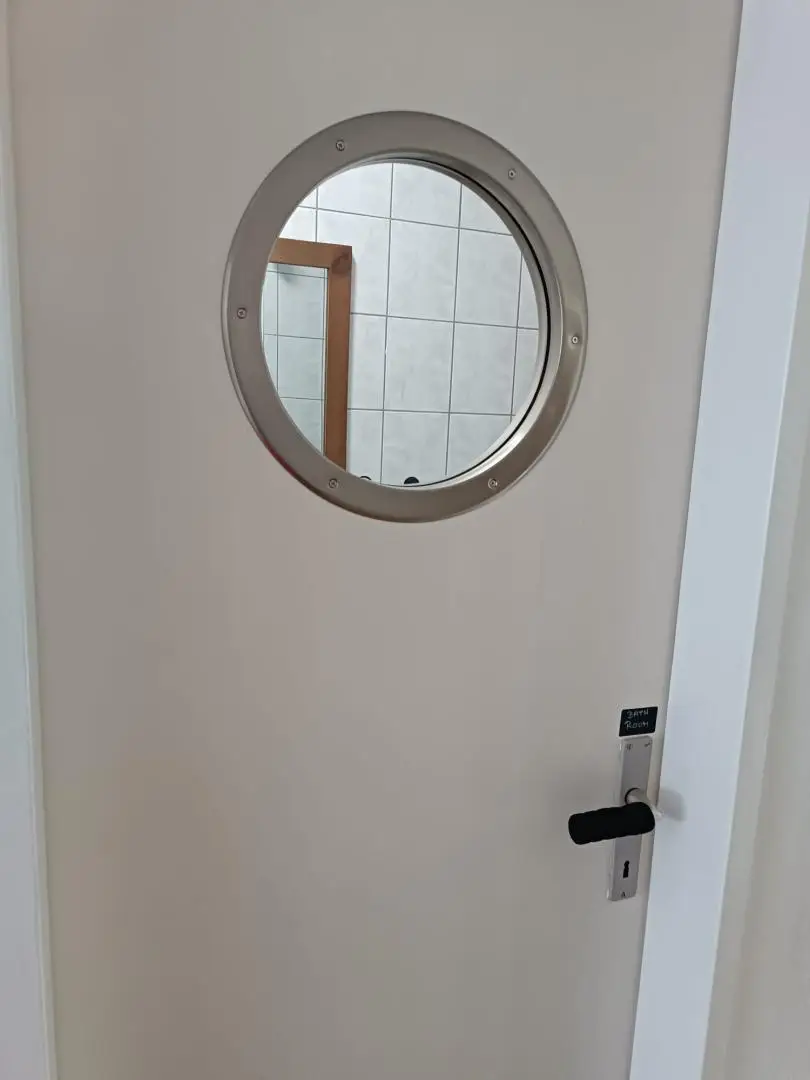 Bullauge Türen