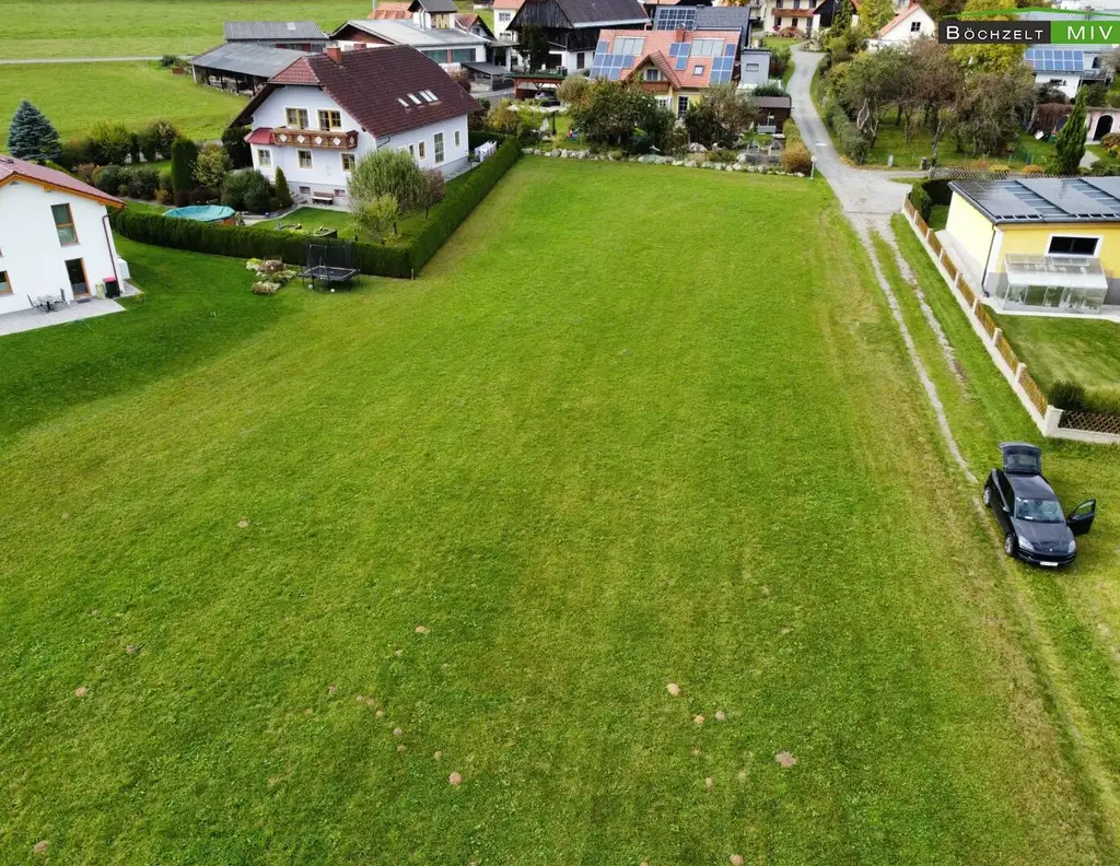 Sonniges Baugrundstück mit privater Zufahrt in +++ Seckau +++