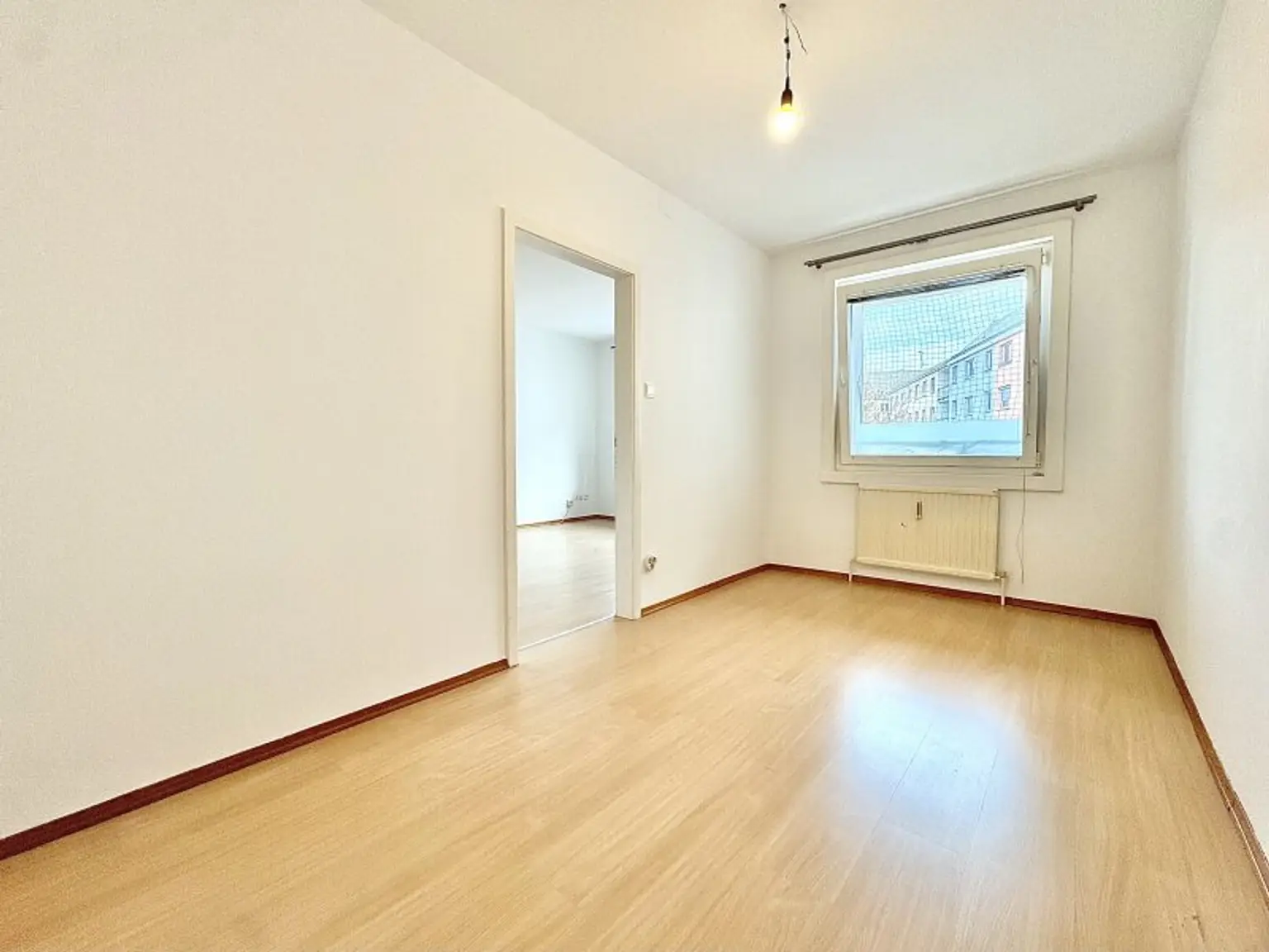 Ca. 9 Minuten vom Augarten! U6 in Gehweite I ruhige Loggia I Innenhoflage I