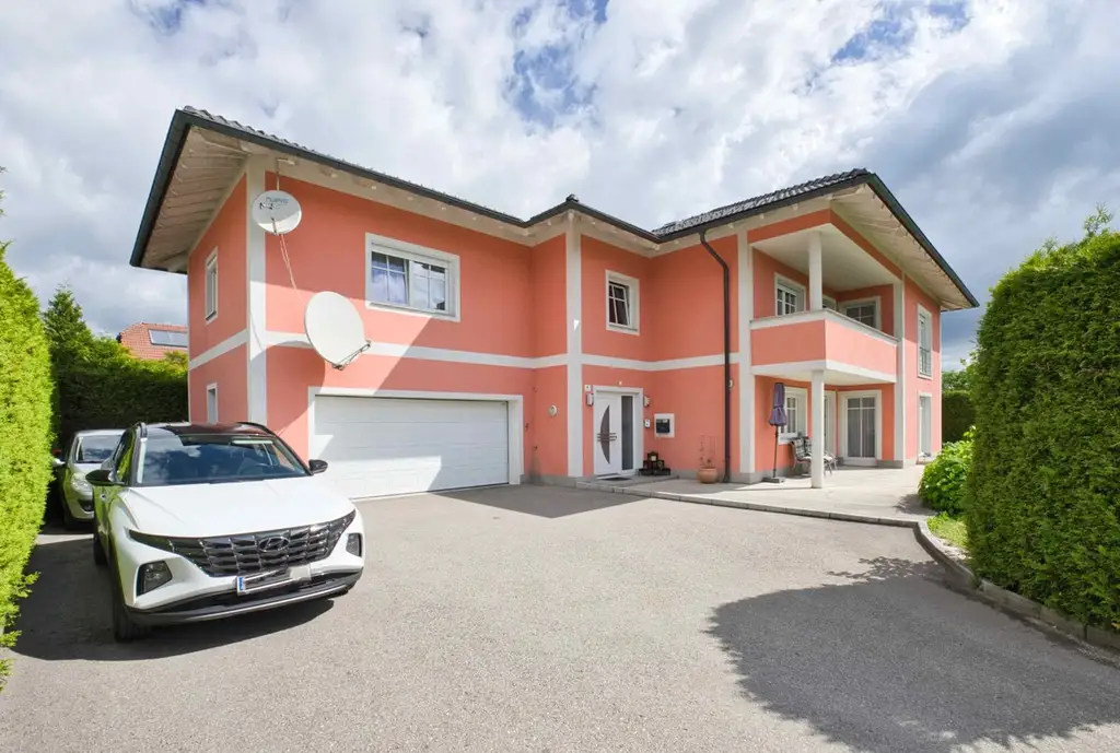 Viel Wohnplatz, wenig Gartenpflege – Ihr neues Zuhause in Regau!