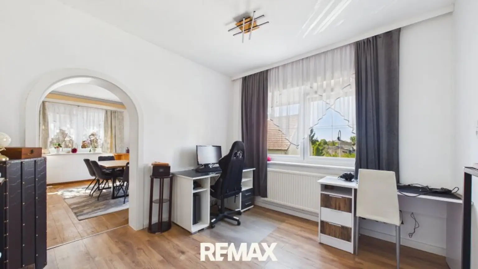 Zimmer/Büro