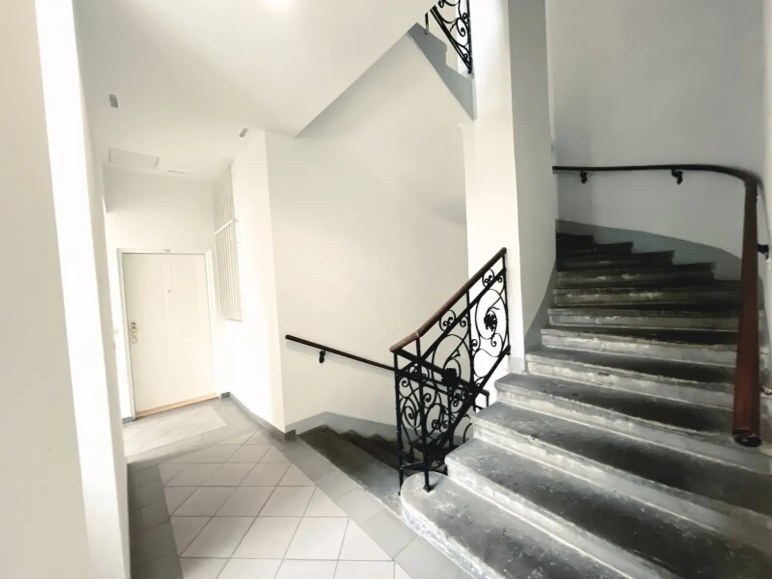 Helle 2-Zimmer-Altbauwohnung mit klassischem Flair im 16. Bezirk