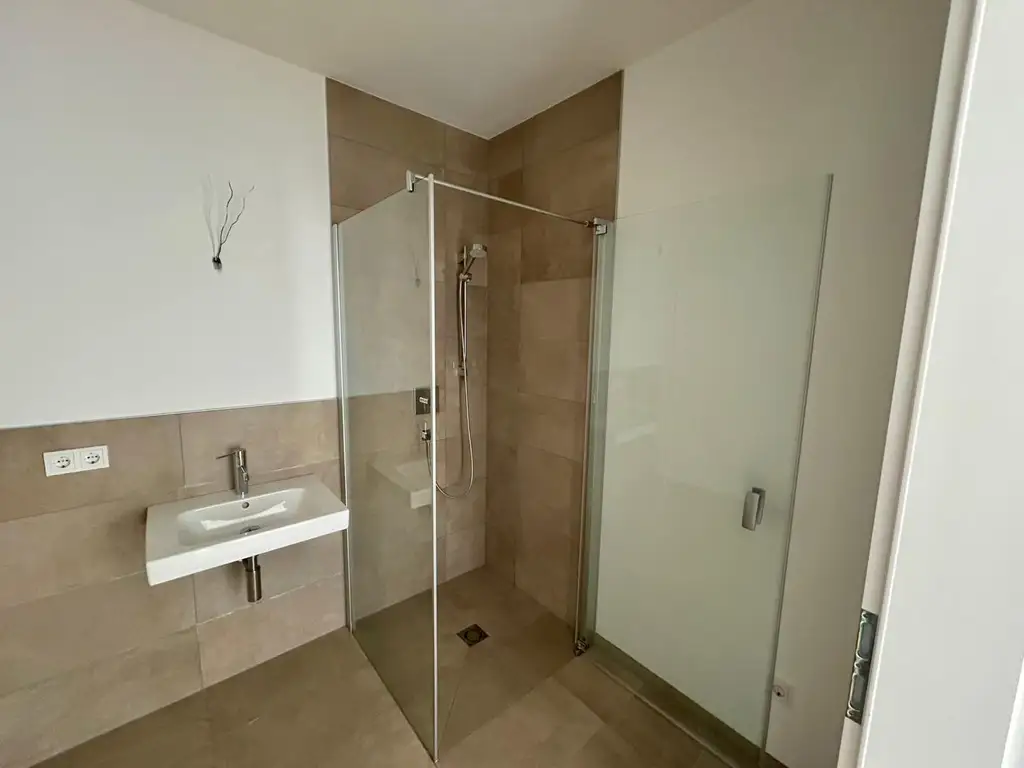 Panoramawohnen Dietach | Traumhafte teilmöblierte 2-Zimmer-Mietwohnung mit Alpenblick – Ihre Oase der Ruhe!