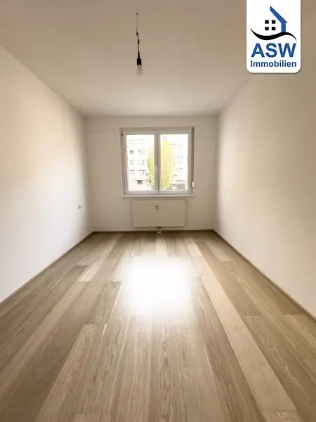 Moderne, perfekt aufgeteilte 3-Zimmerwohnung mit Loggia und Terrasse in U-Bahn-Nähe