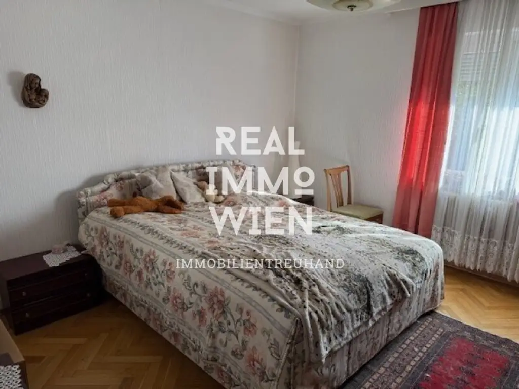 Perfekt gelegenes EFH in Villach: ca.160 m² Wfl, Garten, Balkon & Stadtblick! 370.000 €