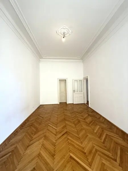 Wunderschöne AltbauWohnung in sehr guter Lage