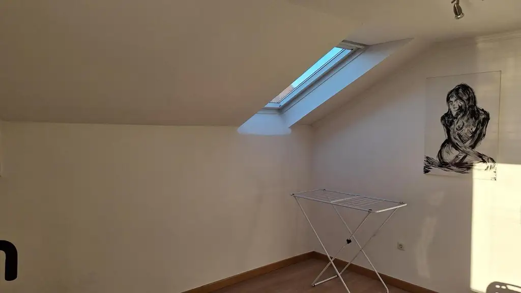 „Sonniges Dachgeschoss-Highlight in Gralla!“ 4 Zimmer Garage und mehr...