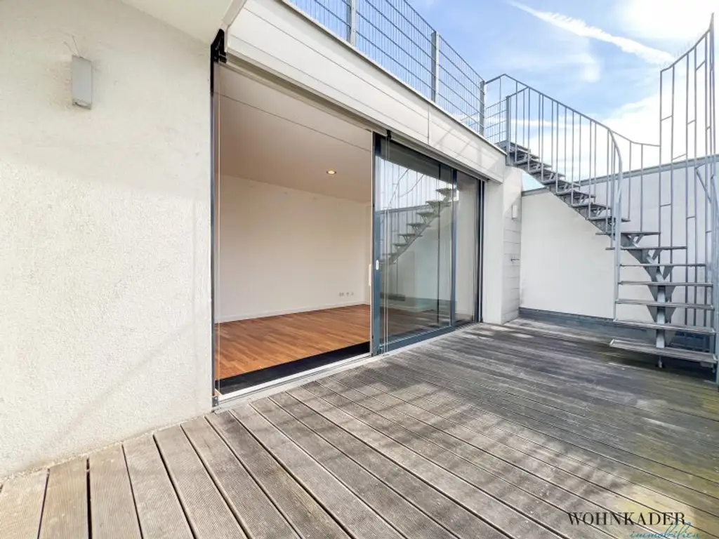 Exklusive 130 m² Dachgeschosswohnung mit Terrasse, Dachterrasse und atemberaubendem Blick auf den Stephansdom