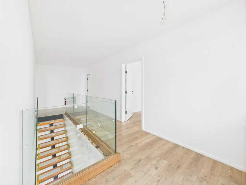 WELS-WEST: Ihr neues Smart Home mit Salzwasserpool, Carport & exklusiver Ausstattung