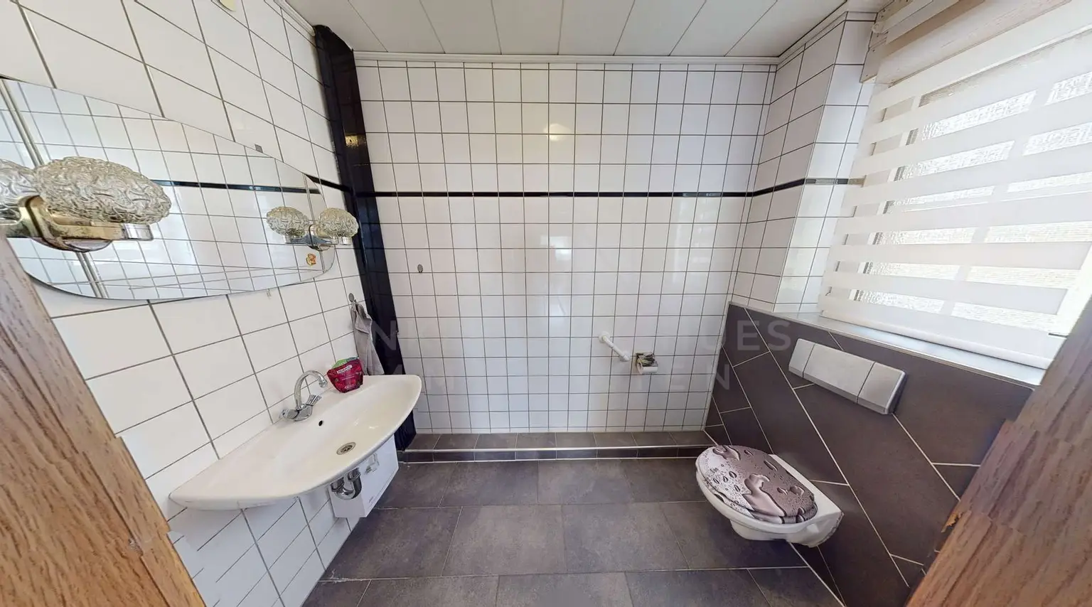 Gäste WC - EG