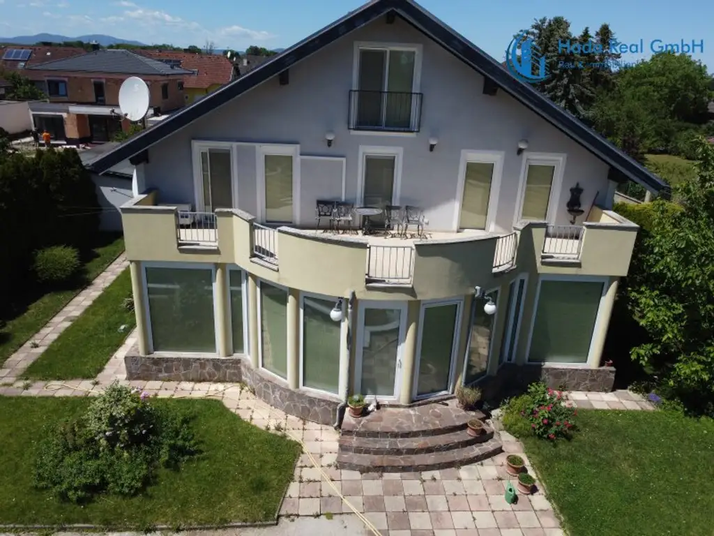 Großzügiges 7-Zimmer-Haus in Ebreichsdorf mit Terrasse, Garage & moderner Ausstattung!