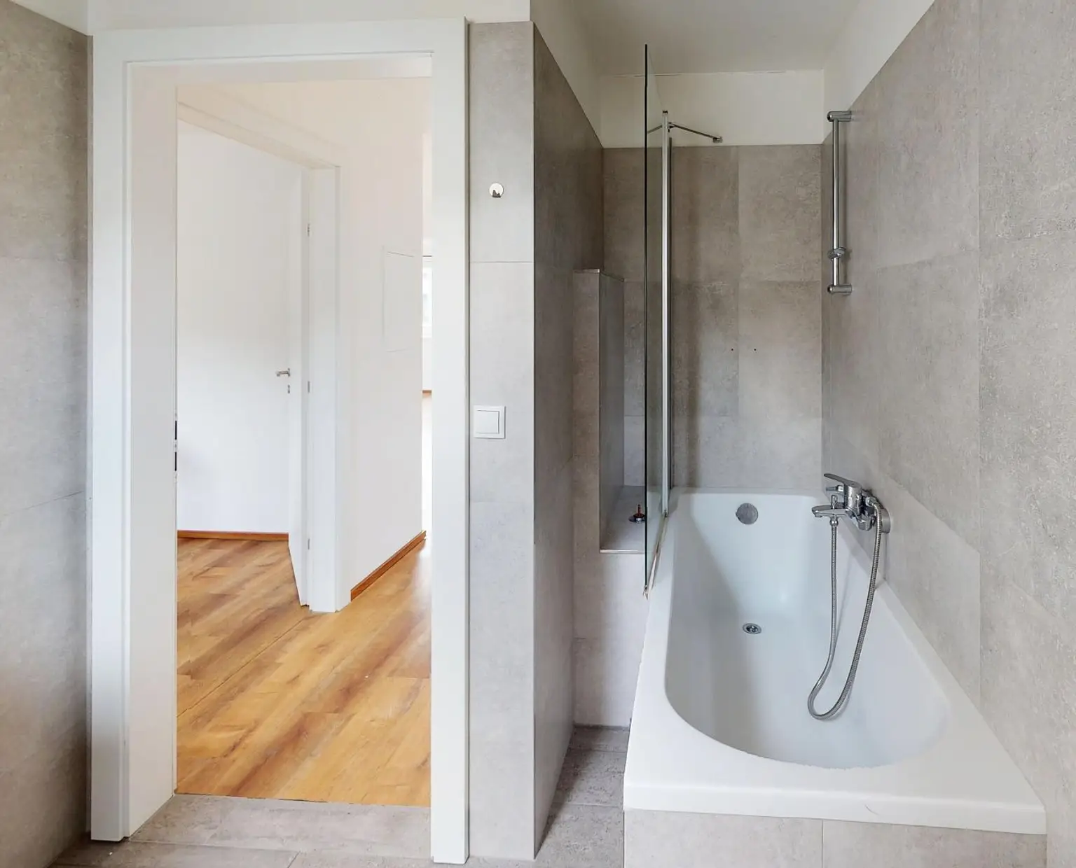 Wohnung - Badezimmer