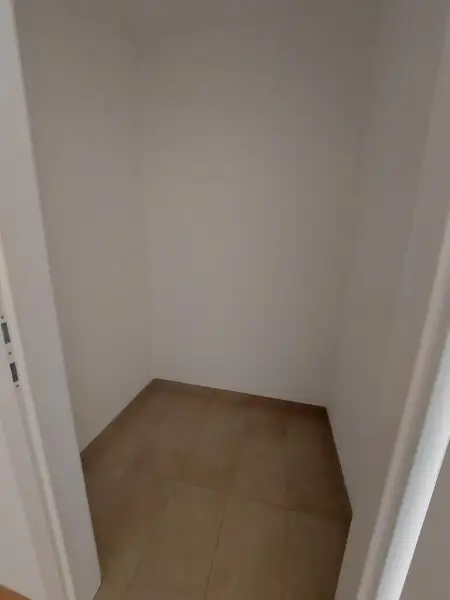 3-Zimmer-Erdgeschoßwohnung mit Terrasse und Tiefgaragenstellplatz (Top 02)