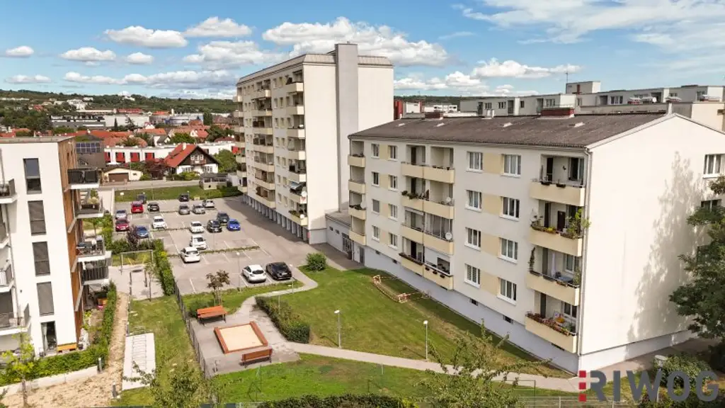 Wohnung für 3er-STUDENTEN-WG mit AUßENFLÄCHE, 4 Zimmer