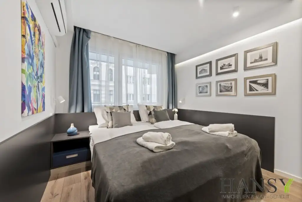 Vollmöblierte 3-Zimmer-Wohnung mit Loggia & zwei getrennt begehbaren Schlafzimmern! (WG-tauglich) 5 Gehminuten zur Mariahilfer-Straße