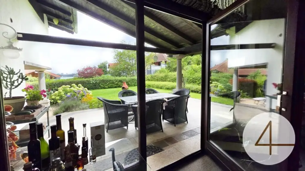 Exklusives Wohnhaus mit Pool, PV-Anlage & Traumgarten!