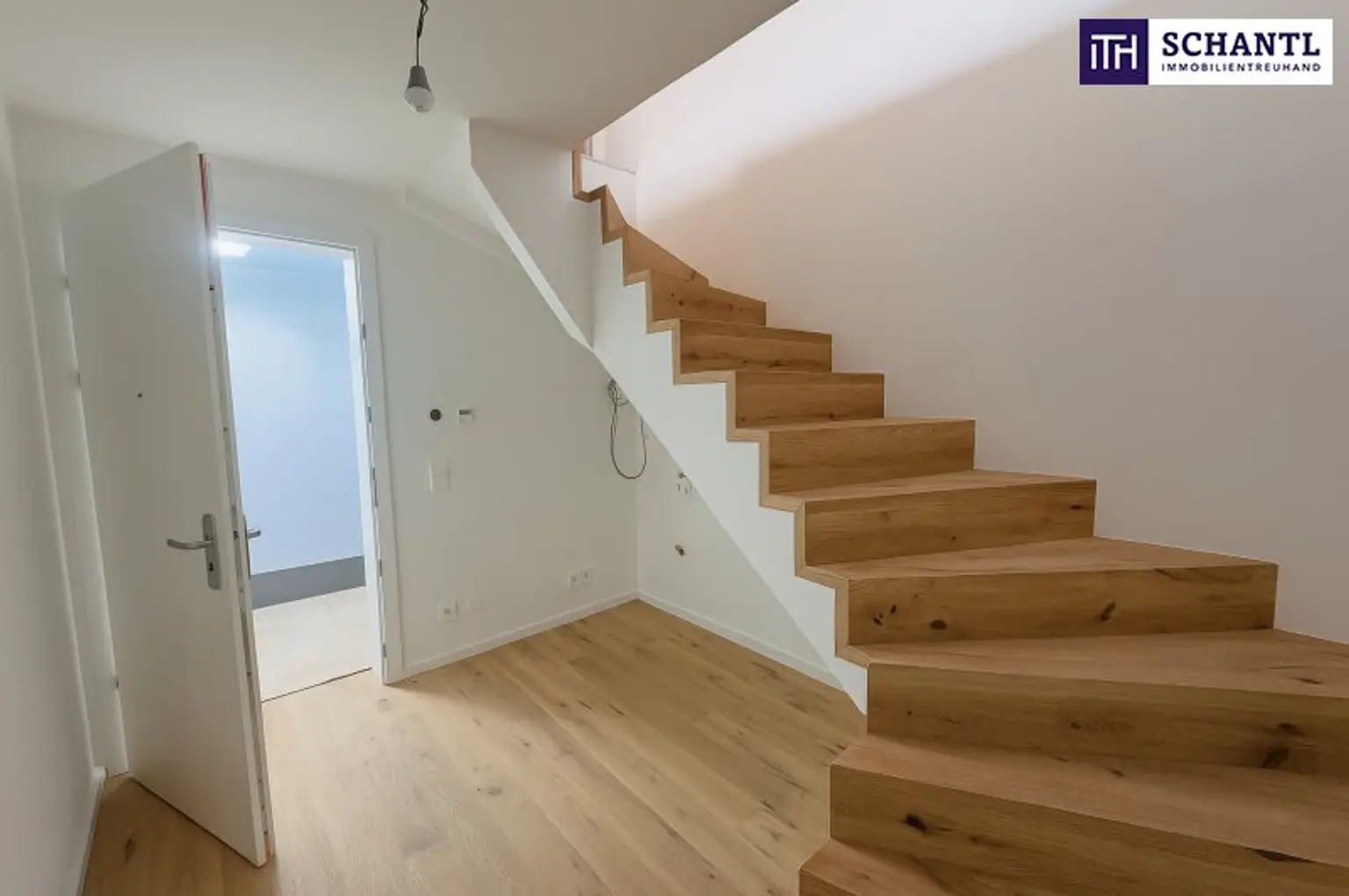 BEZUGSFERTIG! Ihr geniales Penthouse mit 175 m² Wohnfläche und 72 m² Dachterrasse on TOP + privater Liftfahrt!
