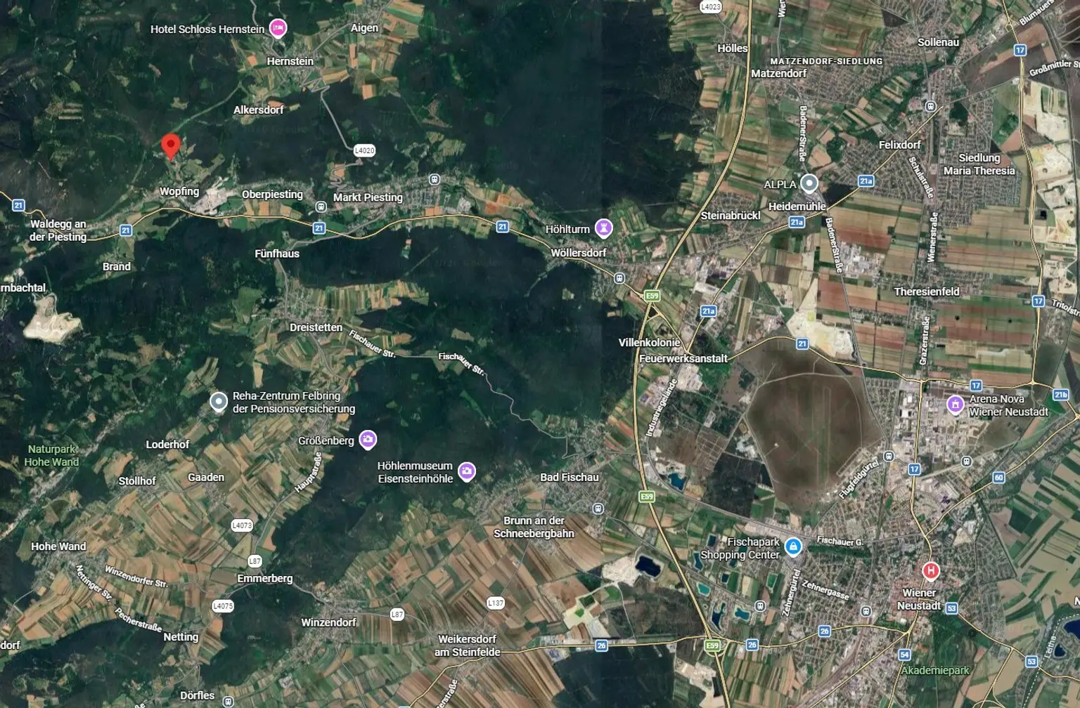 Modernisiertes Einfamilienhaus mit 1.057m² Grundstück, Luftwärmepumpe & PV-Anlage in ruhiger Ortsrandlage von Wopfing