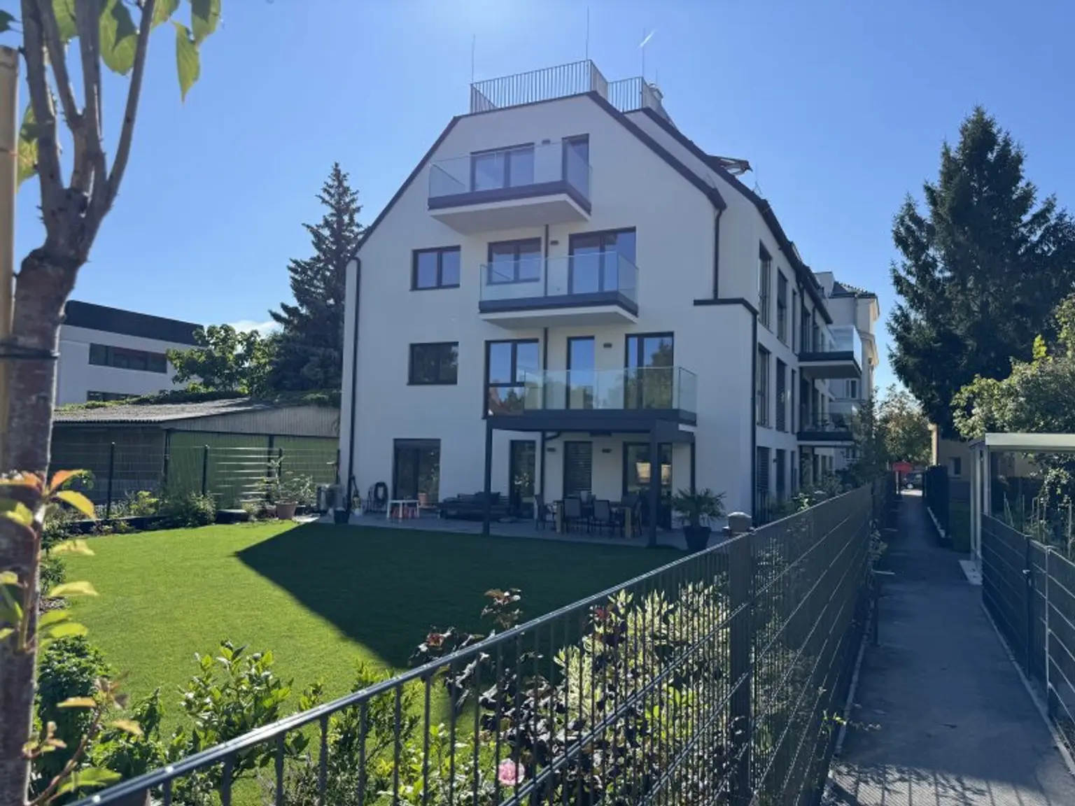 Neubauwohnung Dachgeschoss mit 360° Dachterrasse