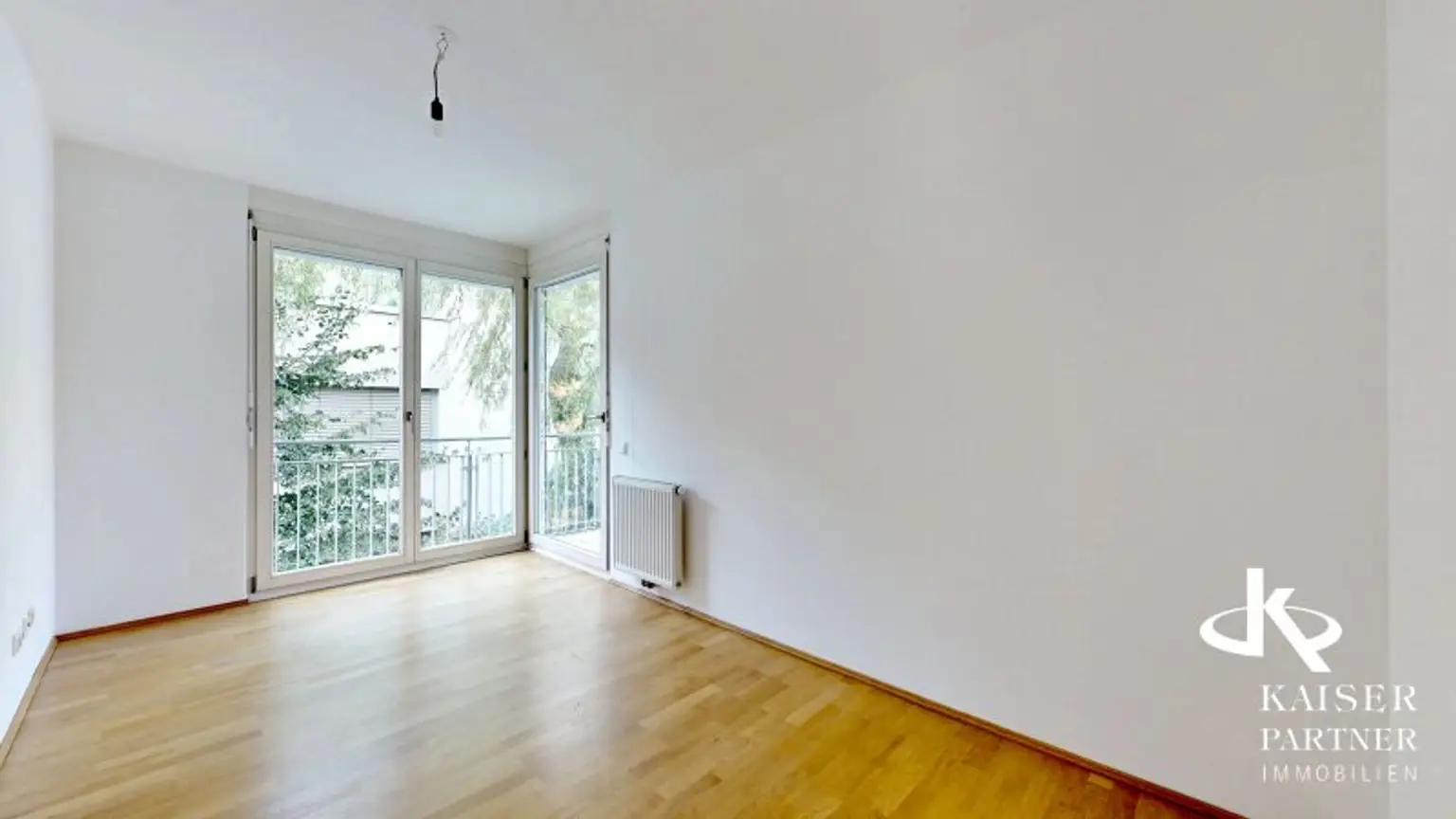 Kaasgraben, moderne 4-Zimmer-Wohnung mit 2 Balkonen, perfekte Raumaufteilung!