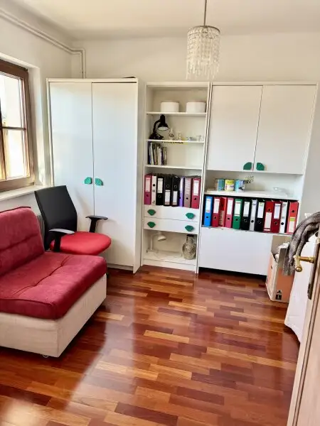 GEPFLEGTES WOHNHAUS - AUCH ALS FERIENDOMIZIL NUTZBAR