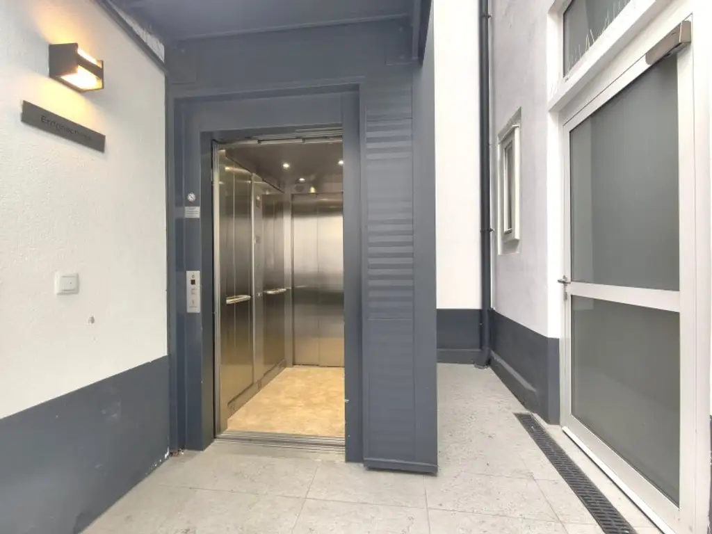 Stilvoll sanierte Altbauwohnung in Toplage – Pilgramgasse, 1050 Wien - U4 Fußläufig