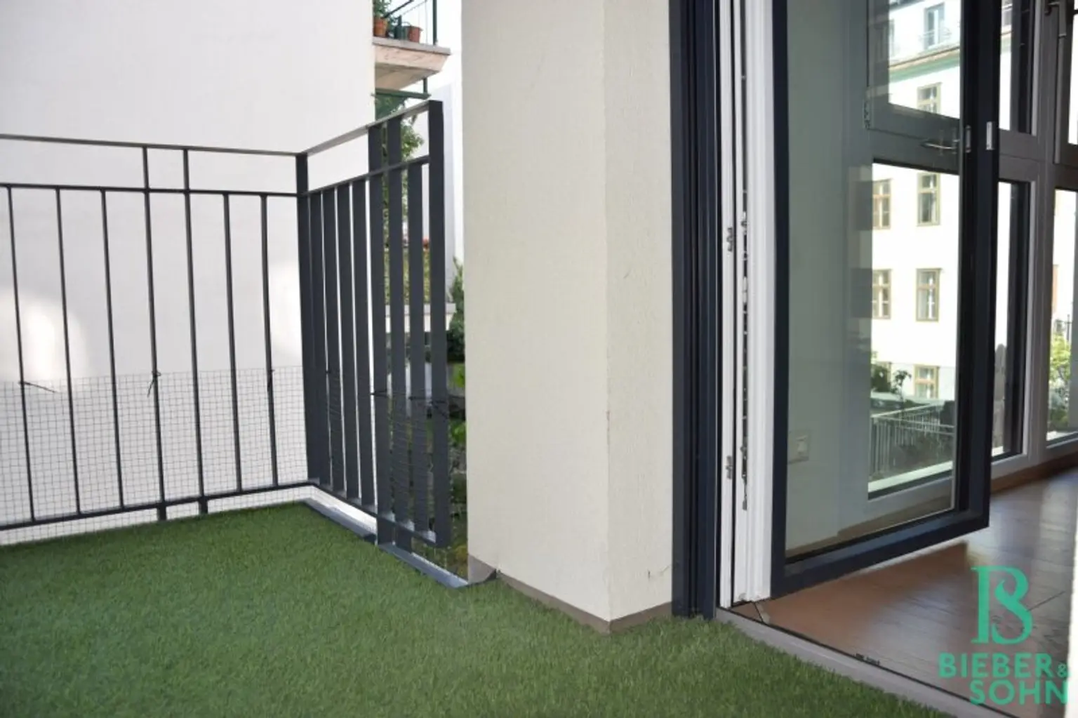 Elegant - Hochwertig - Terrasse - Ruhelage - Ferienwohnung!