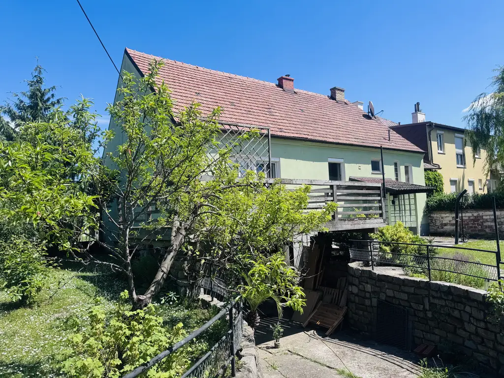 Charmantes Einfamilienhaus mit Ausbaupotenzial in ruhiger Siedlungslage von Stammersdorf