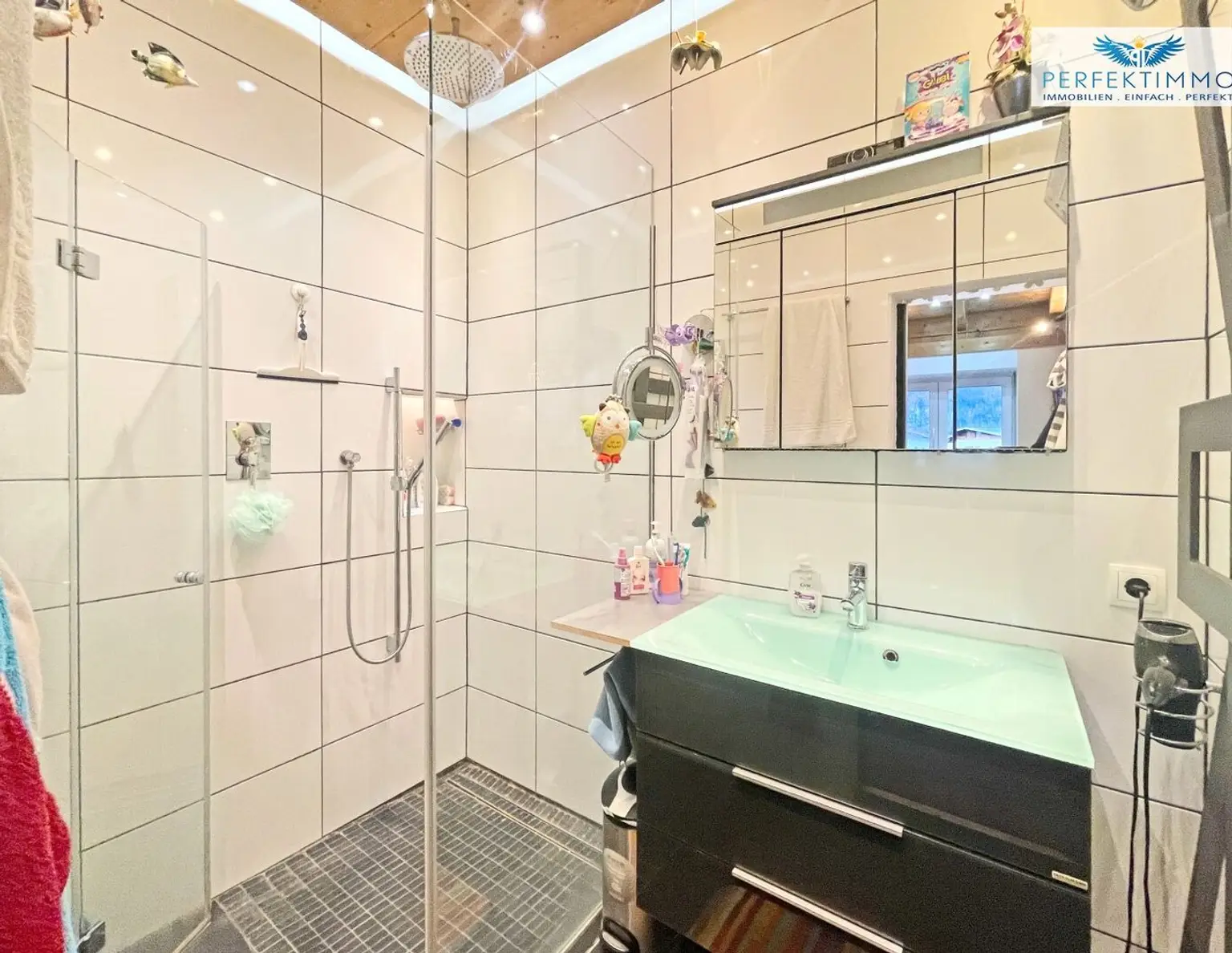 Großzügige 2-Zimmer-Dachgeschosswohnung