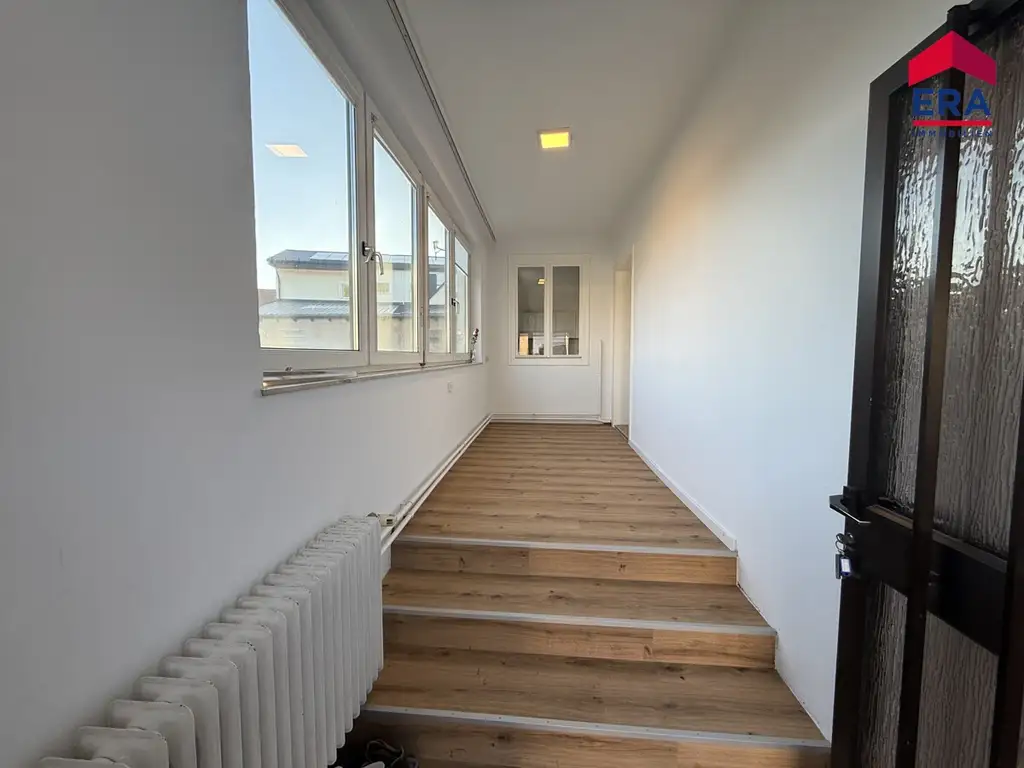 Elegante, idyllische Landvilla mit großzügigem Grundstück in absoluter Ruhelage
2163 Ottenthal