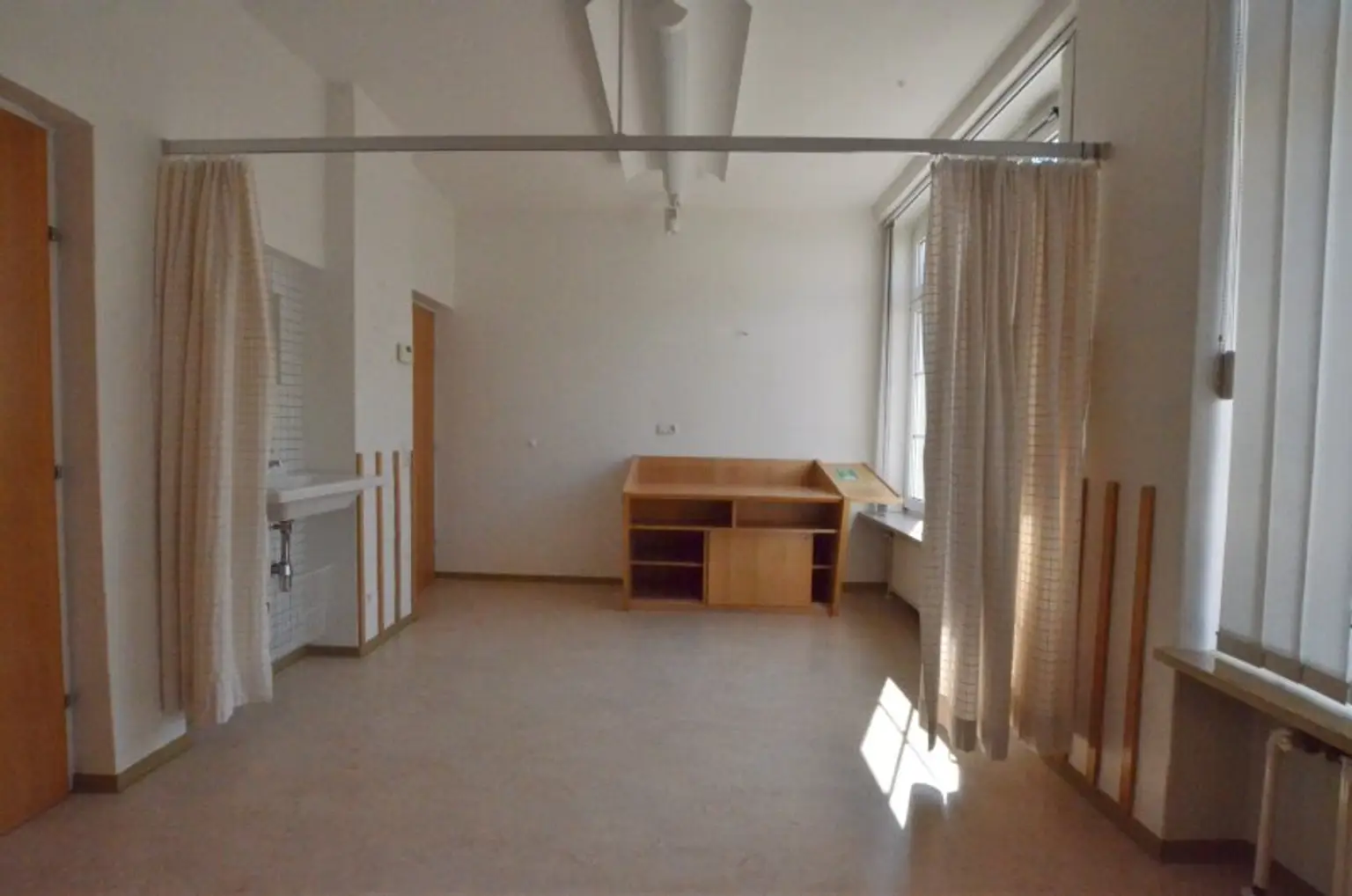 PROVISIONSFREIE, teilbare Praxis, Ordination oder Büro (barrierefrei) in Wartberg ob der Aist