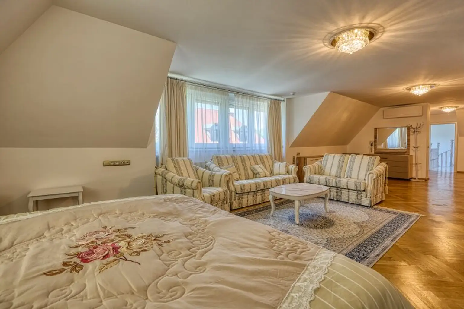 ++ EINE KLASSE FÜR SICH ++ Exklusive 9-Zimmer Villa mit Panoramablick über Wien