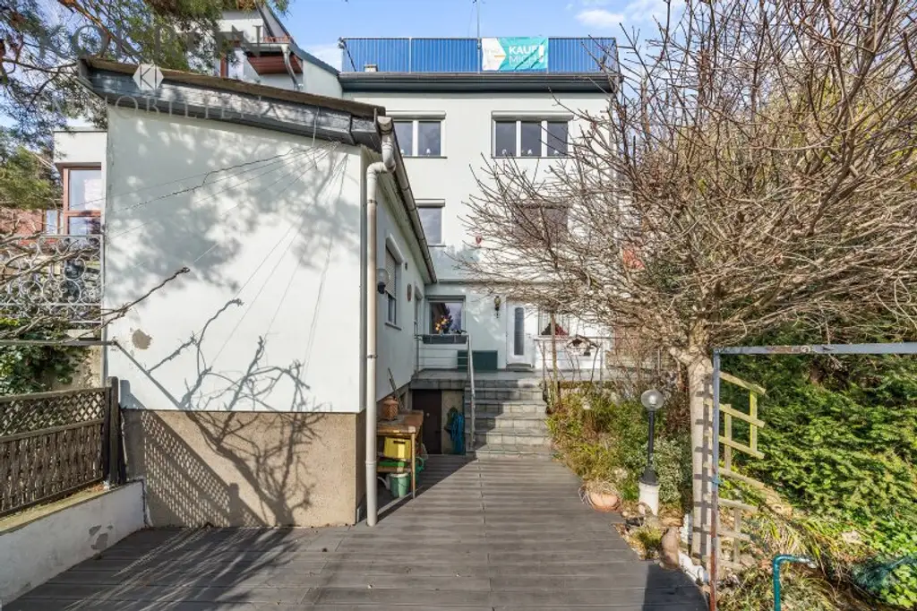TRAUMLAGE am Wolfersberg mit Fernblick! Großzügiges Einfamilienhaus mit Garten, Dachterrasse und viel Platz!