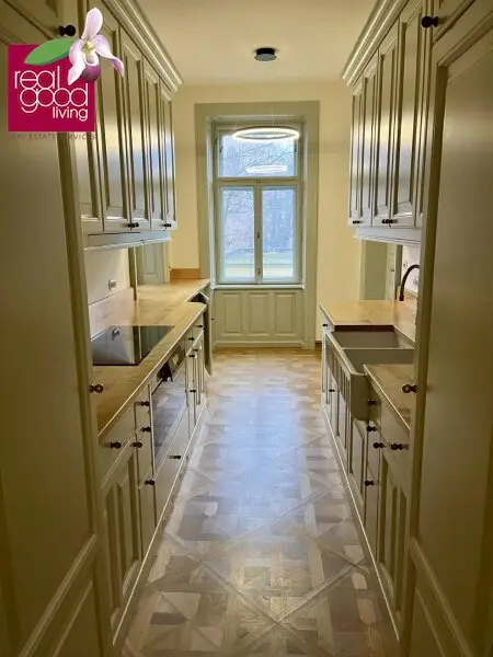 Prestige-Villa in Wien-Mauer – 15 Zimmer, 3.700 m² Gartenparadies, vielseitig nutzbar -Büro & Wohnen vereinbaren !!