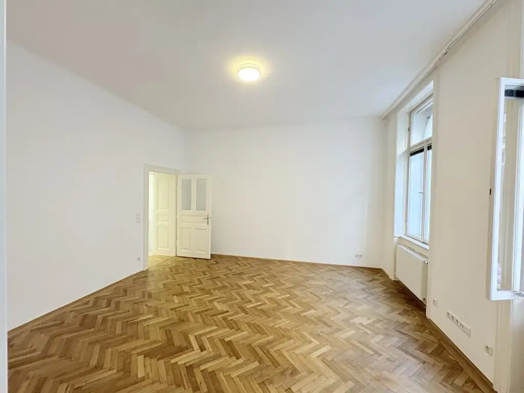 Großzügiges 3-Zimmer Altbaujuwel mit Nähe zur U4 Friedensbrücke! Zwei Badezimmer!