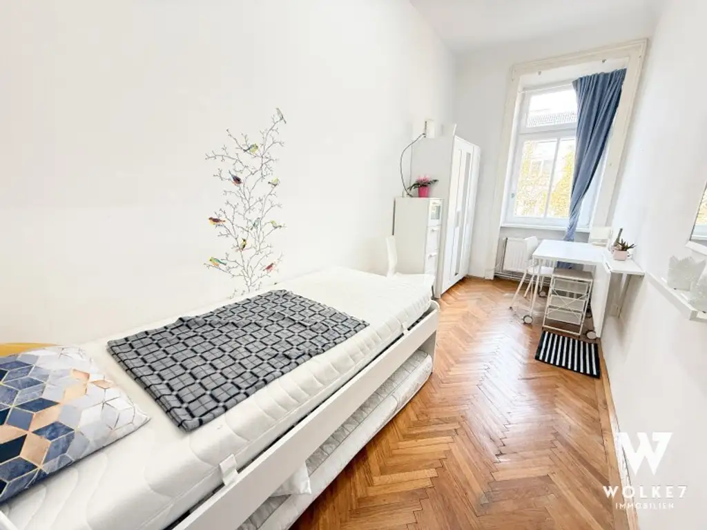 Sonnige, stilvolle 5-Zimmer-Altbauwohnung im sanierten Gründerzeithaus – ideal für WGs oder Familien