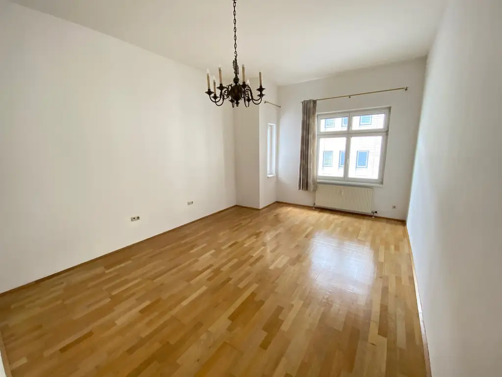 GEPFLEGTE 3 ZIMMERWOHNUNG SÜDTIROLERSTRASSE NÄHE BÜRGERSTRASSE