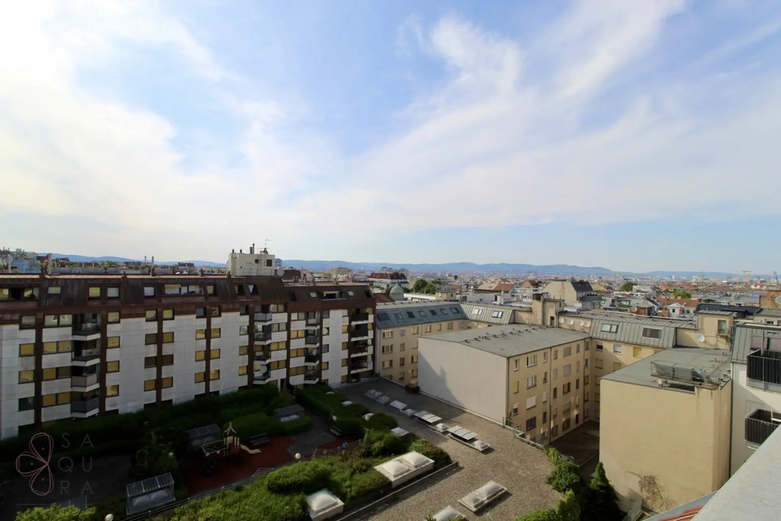 0BF8F219-3B87-44FC-A217-130AA6FBC5EE_1_201_a