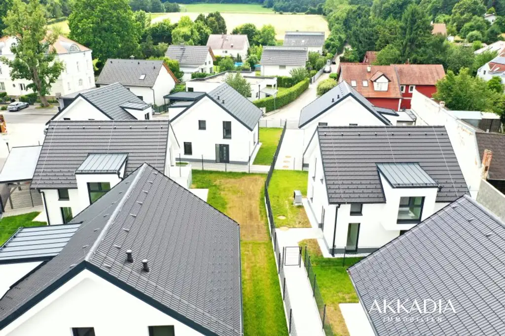 Ziegelmassiv I Reihenhaus I Erstbezug
