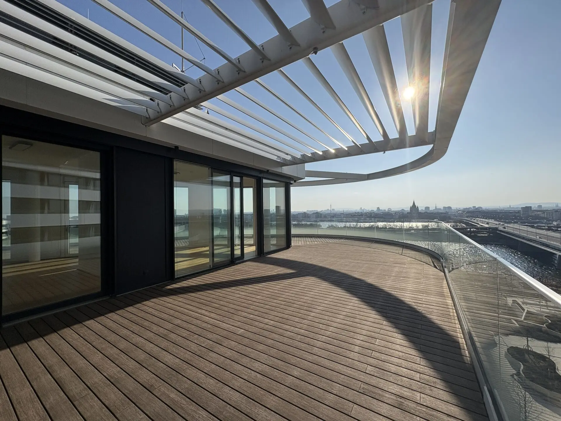 20260306_135526370_iOS