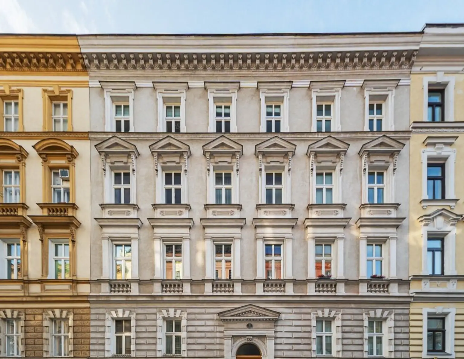 HISTORISCHES ZINSHAUSJUWEL AUS FAMILIENBESITZ IN BESTLAGE DES 18. BEZIRKS - CHARMANTER ALTBAU AUS FAMILIENBESITZ MIT EXZELLENTER INFRASTRUKTUR - NÄHE AKH UND KUTSCHKERMARKT - ca. 3% RENDITE