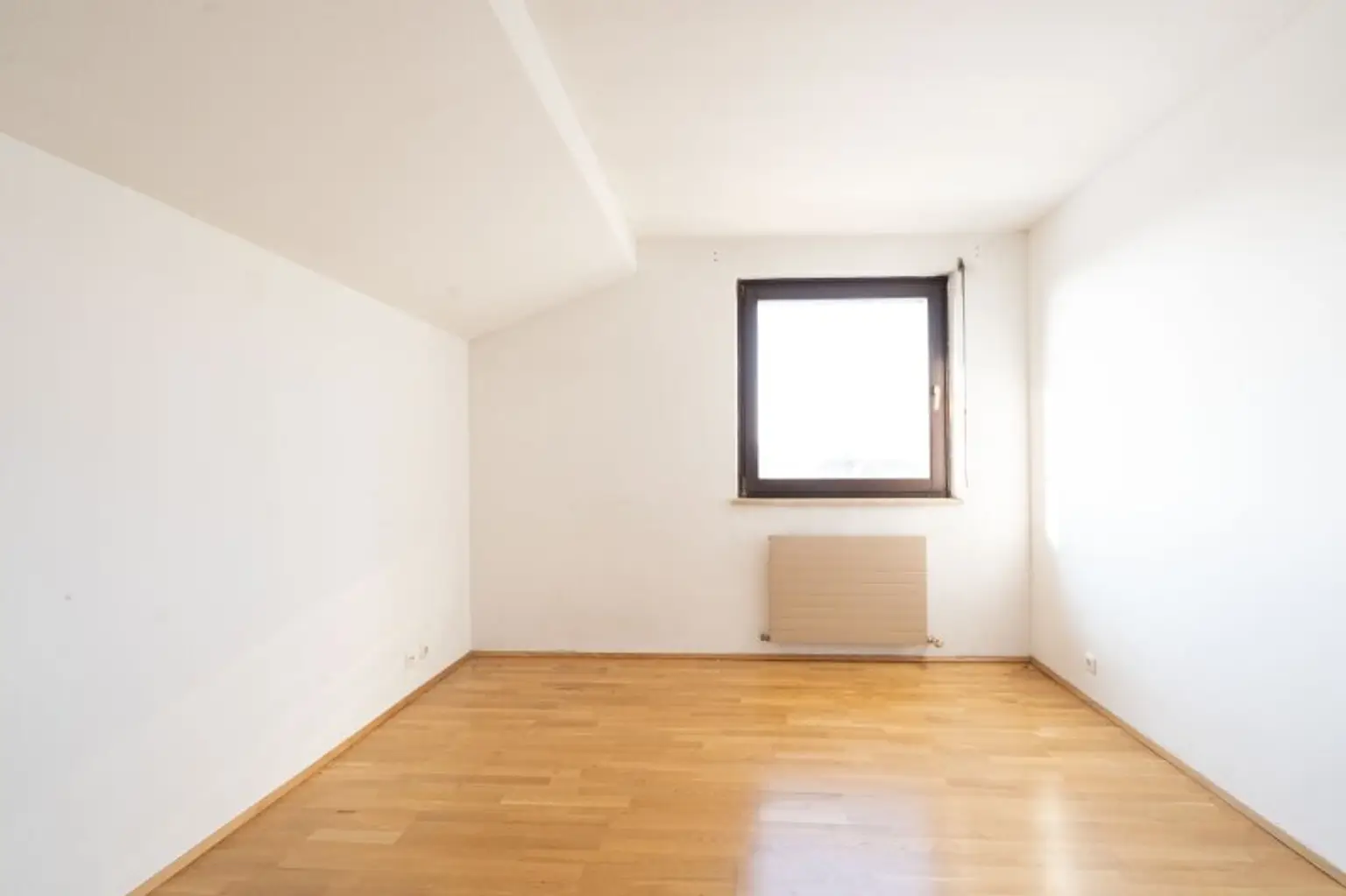 Toplage von Leonding: 7-Zimmer-Einfamilienhaus mit Pool & traumhaftem Ausblick zu kaufen