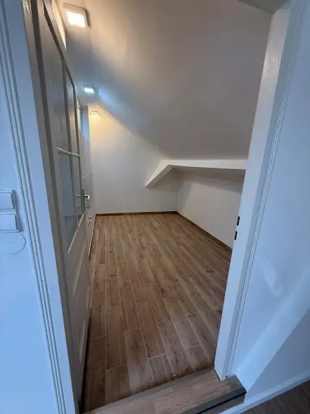 Haus im 23. Bezirk nahe U-Bahn