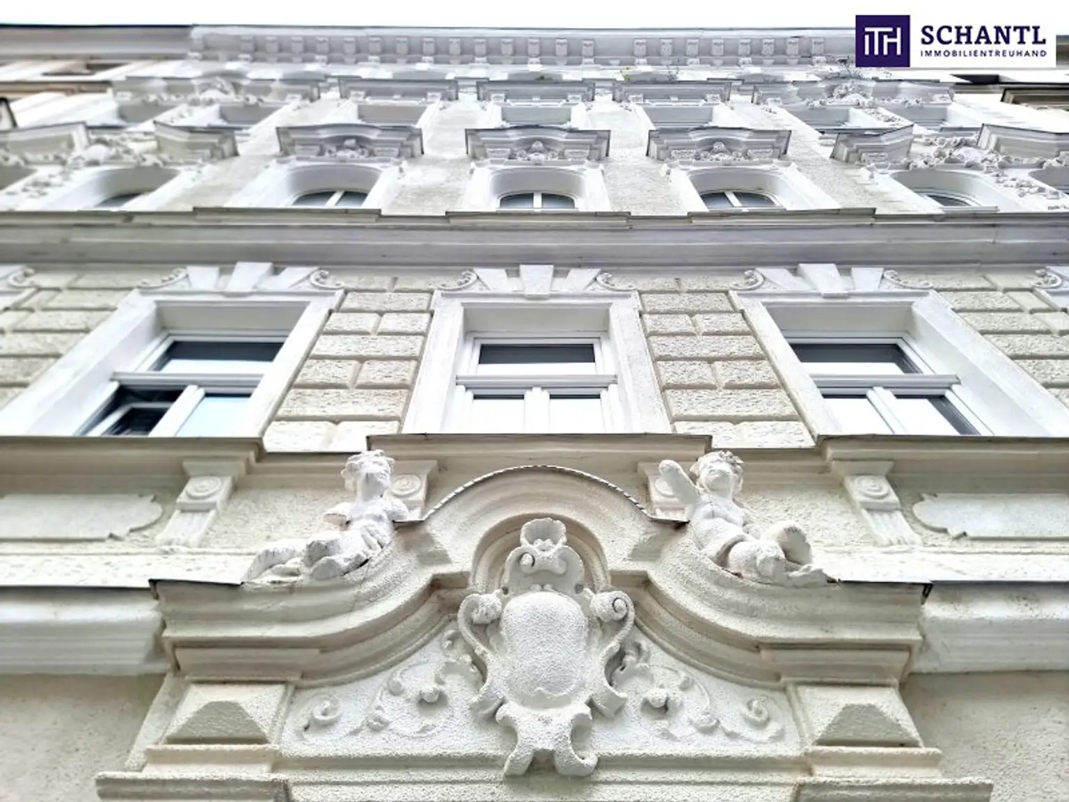 Anschauen und einziehen! Entzückende Altbauwohnung in ruhiger Seitengasse! Tolle Raumaufteilung + Loggia möglich + Perfekte Infrastruktur! Jetzt zugreifen!