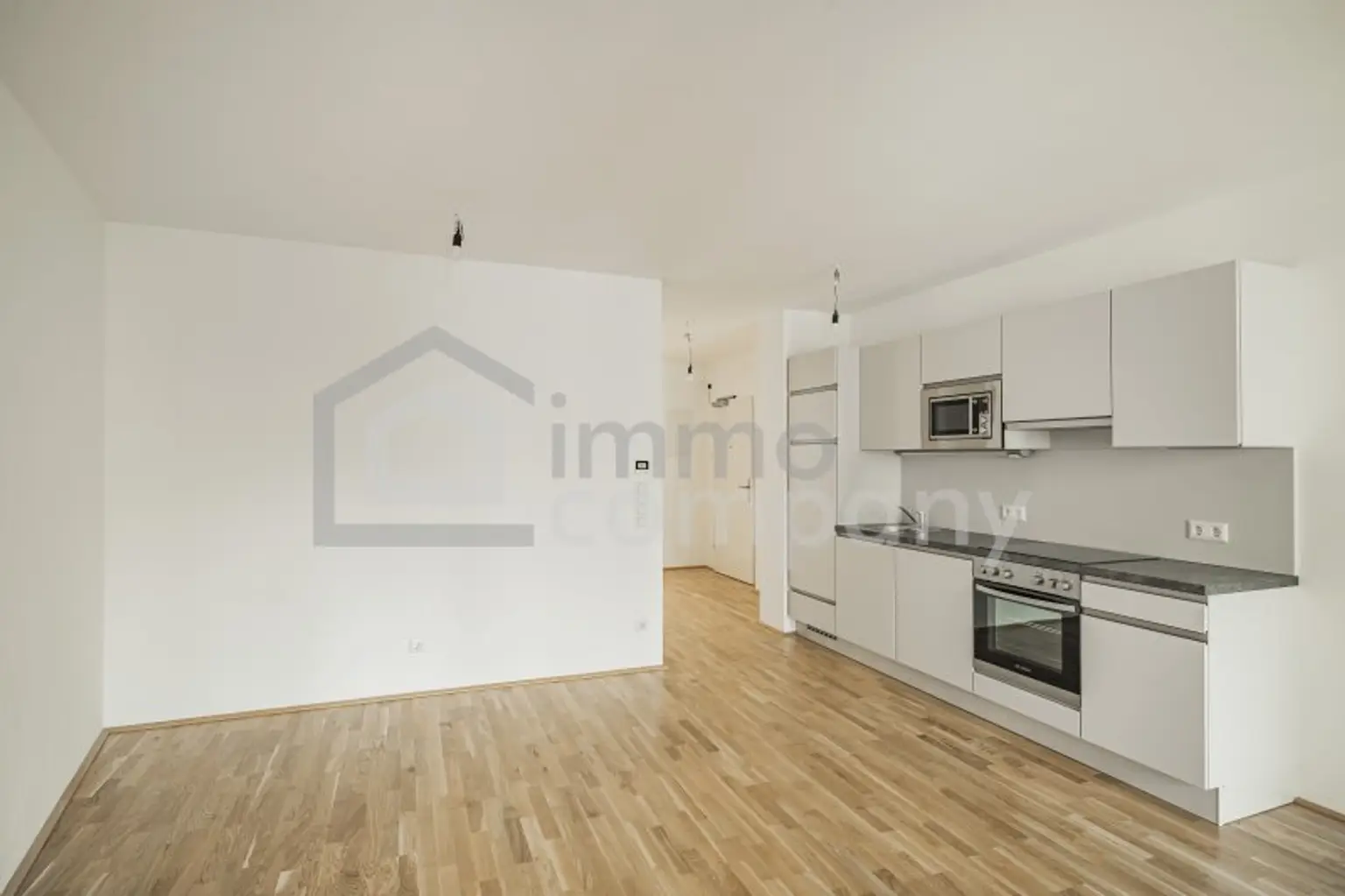Grossartige 3-Zimmer-Wohnung mit Loggia + Tiefgaragenplatz! 14. Bezirk. U4