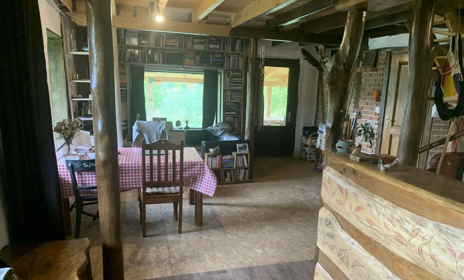 Anwesen 20 ha + Haus -11