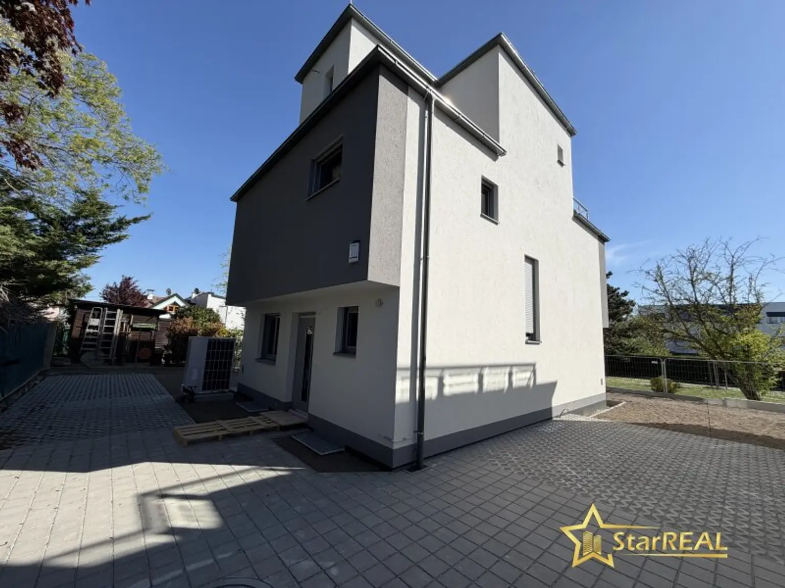 SOMMERAKTION! TOPPREIS!!! EINFAMILIENHAUS MIT KELLER. WIENERBERGER-ZIEGEL. 5 ZIMMER. PROVISIONSFREI für den Käufer.
